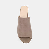 Gina Wedges