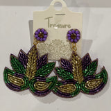 Masquerade Elegance: Mardi Gras Beaded Mask Earrings