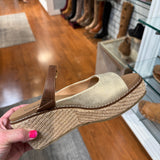 Corkys Treat Yourself Wedge – Gold