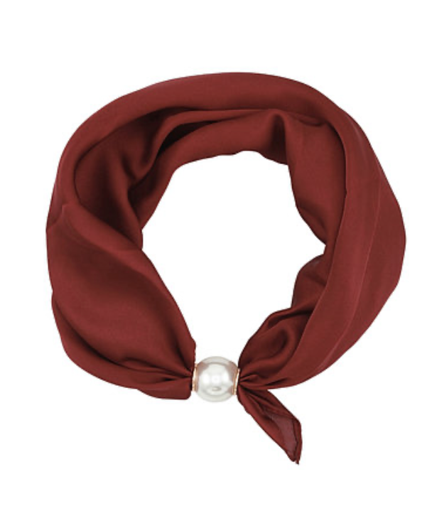 Accented Pearl Scarf Choker