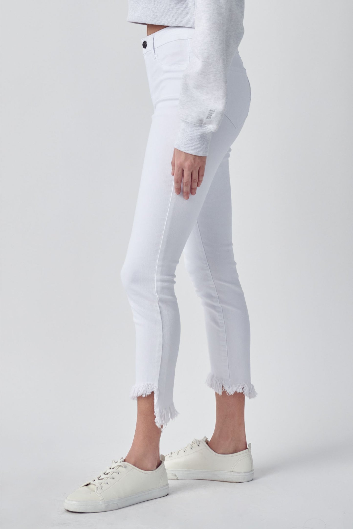 Mid Rise Slanted Fray Cropped Jeans